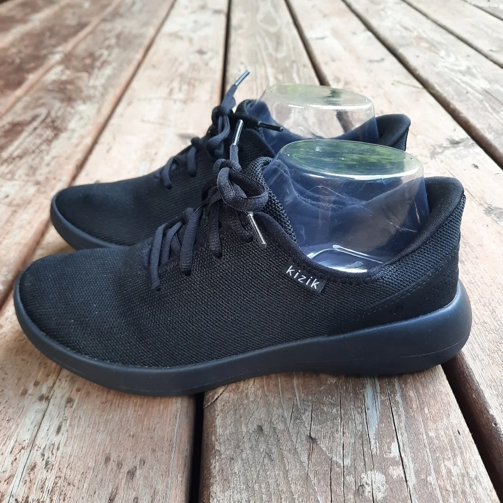 NIB Kizik Madrid Eco-Knit Hands-Free Shoes Blackout Unisex Men 6.5/Women 8